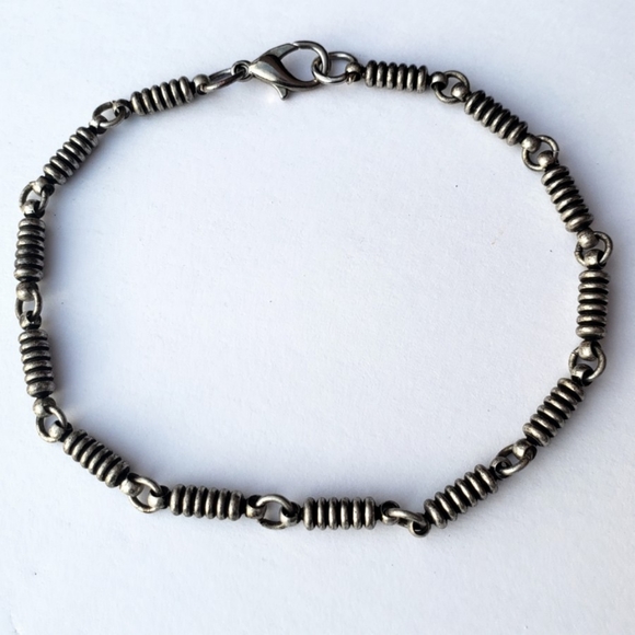 New Coil Link Bracelet - Picture 3 of 6